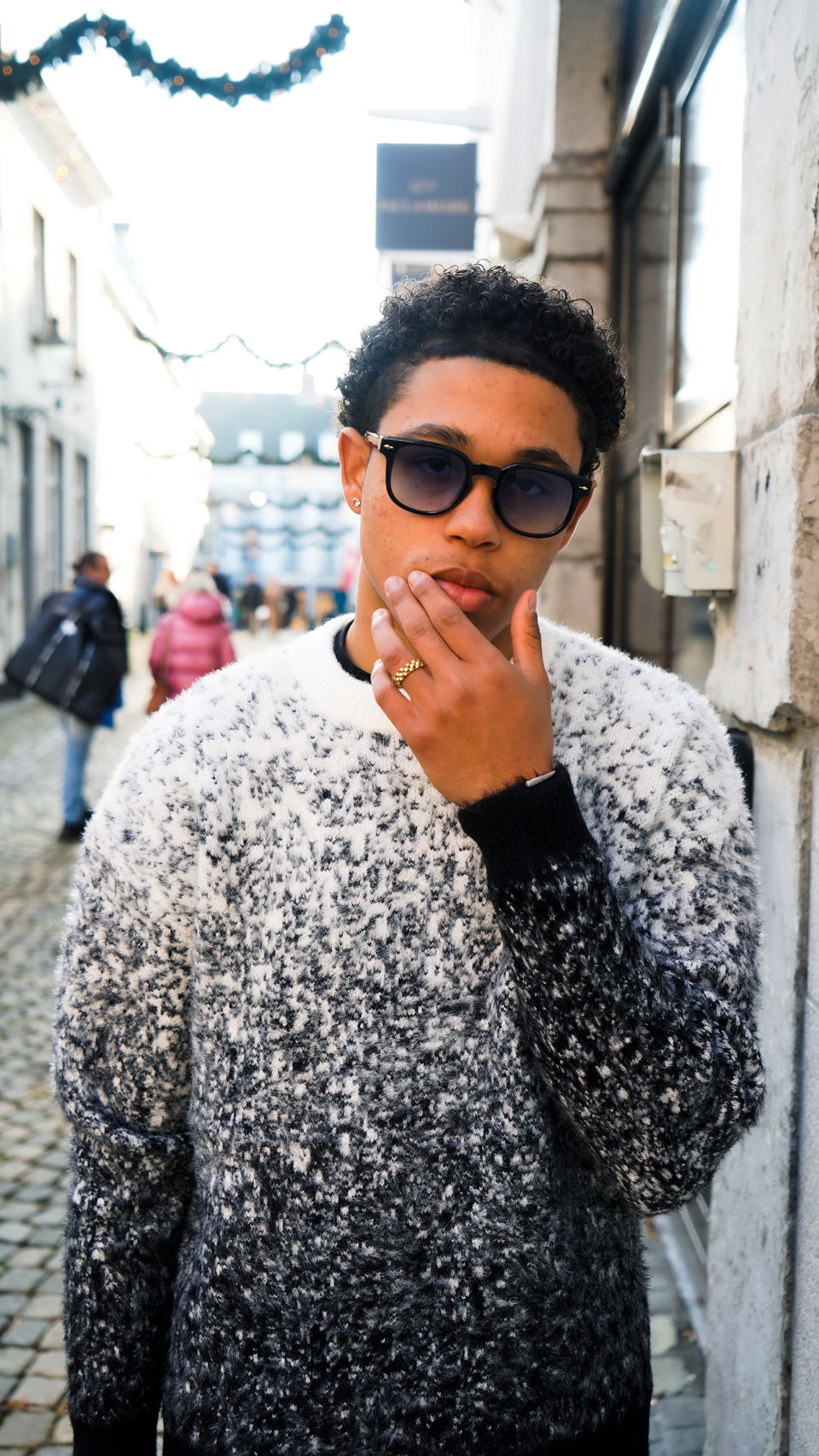 Sweater "B/W Fluffy"