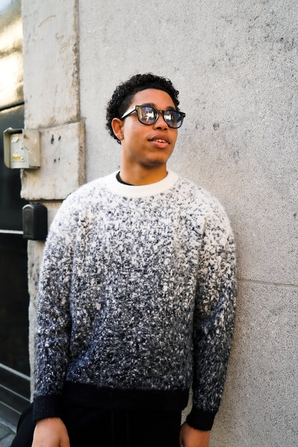 Sweater "B/W Fluffy"